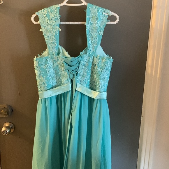 Wedding guest evening prom plus size maxi dress - Picture 3 of 4